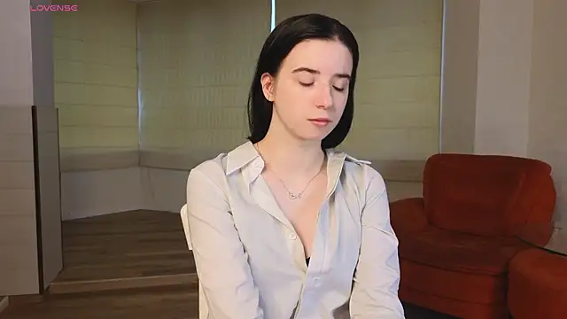 DorisDenmon online show from October 11, 2025, 3:07 am