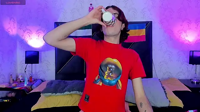 Snapshot of danny_rios20 chatting on October 18, 2025, 1:35 pm danny rios20 online show from October 18, 2025, 1:35 pm