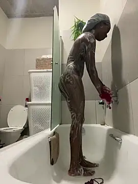 prettydollyy online show from February 25, 2026, 8:41 pm