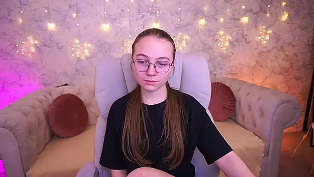 ArrinaWairr online show from February 23, 2026, 8:48 am