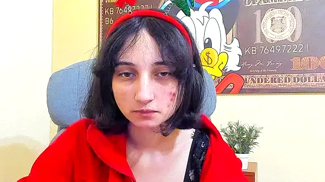 Marri-Stella online show from December 4, 2025, 9:52 am