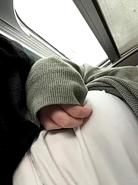 Roulia433 online show from October 21, 2025, 10:25 am