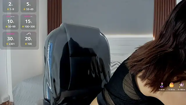 Snapshot of Emmy_Meadows chatting on November 3, 2025, 7:28 pm Emmy Meadows online show from November 3, 2025, 7:28 pm