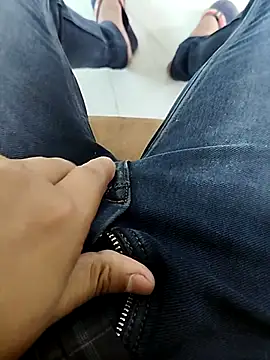 Jerry patel01 online show from February 19, 2026, 9:17 am