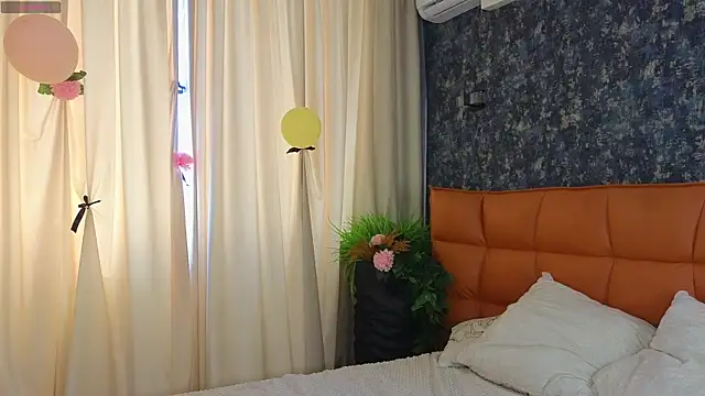SoftBliss online show from September 16, 2025, 6:47 am