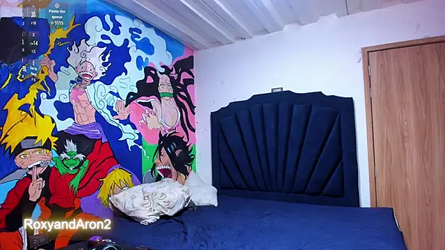 RoxyandAron2 online show from February 12, 2026, 1:00 pm