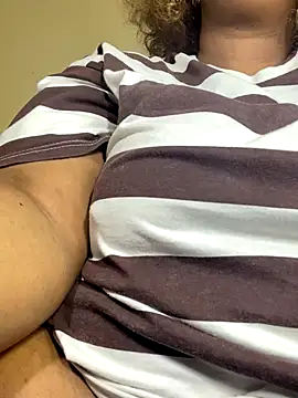 Jess555 online show from November 8, 2025, 10:24 pm