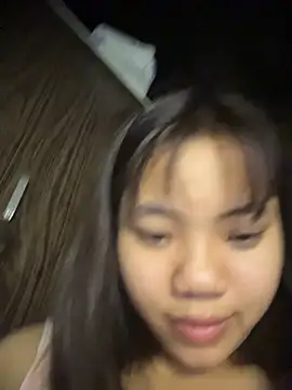 NinaChu online show from November 1, 2025, 5:29 pm