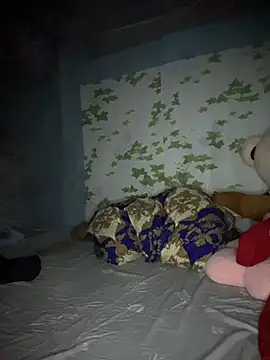 NinaChu online show from October 24, 2025, 1:32 pm