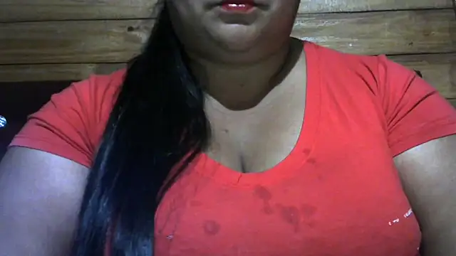 MARRENTINHA34 online show from April 8, 2026, 10:44 pm