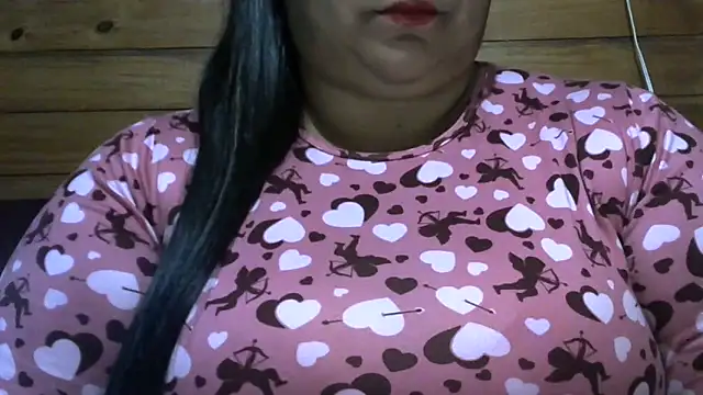 MARRENTINHA34 online show from May 23, 2026, 1:54 pm