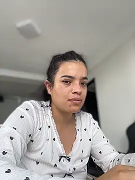 JuanitaMore01 online show from March 8, 2026, 8:12 pm