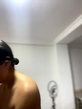 Snapshot of JuanitaMore01 chatting on October 10, 2025, 10:21 pm JuanitaMore01 online show from October 10, 2025, 10:21 pm