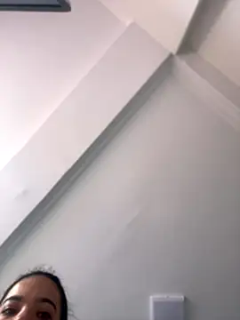 Snapshot of JuanitaMore01 chatting on October 31, 2025, 2:24 pm JuanitaMore01 online show from October 31, 2025, 2:24 pm