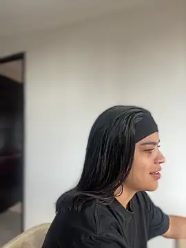 Snapshot of JuanitaMore01 chatting on November 1, 2025, 8:25 pm JuanitaMore01 online show from November 1, 2025, 8:25 pm