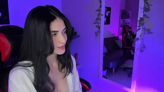 ZoeValencia1 online show from September 21, 2025, 3:50 pm