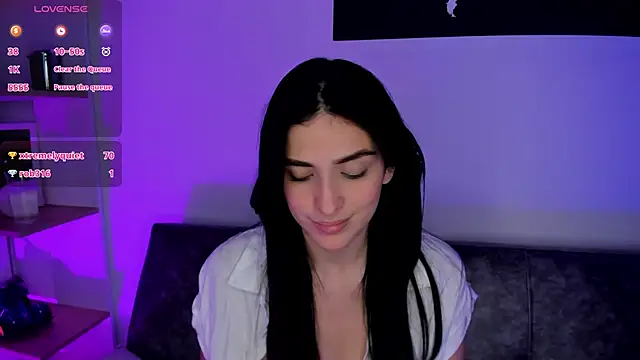 ZoeValencia1 online show from September 20, 2025, 12:32 pm