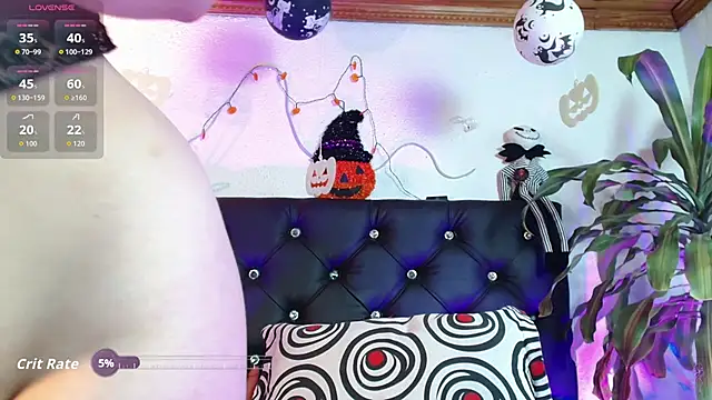 AliciaWhite online show from October 11, 2025, 11:55 am