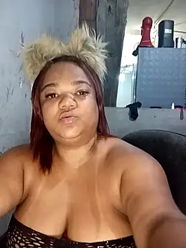 melcarioca1111 online show from May 13, 2026, 3:52 pm