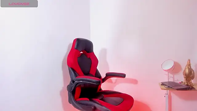 HaitanaGate online show from October 3, 2025, 7:59 pm