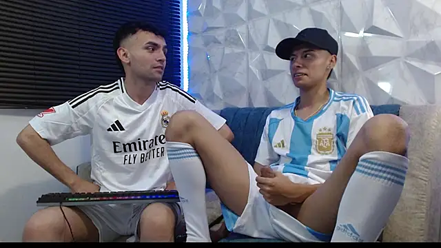 Isaac tan online show from September 27, 2025, 4:07 am