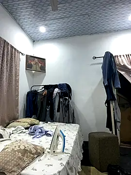 madakraah1 online show from September 18, 2025, 5:10 am