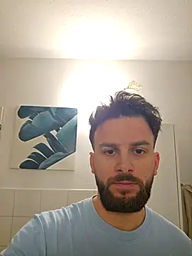 Taycanman69 online show from April 21, 2026, 1:42 am