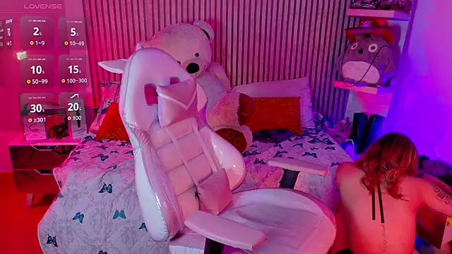  aitana 001 online show from February 5, 2026, 8:37 pm