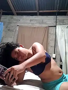 Snapshot of Violethroos chatting on September 23, 2025, 2:29 am Violethroos online show from September 23, 2025, 2:29 am