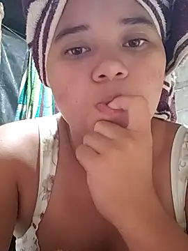 Snapshot of Violethroos chatting on September 18, 2025, 2:25 am Violethroos online show from September 18, 2025, 2:25 am