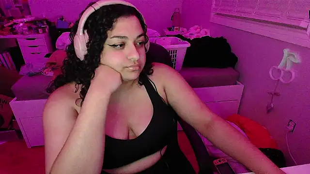 Snapshot of chericheesecake chatting on September 20, 2025, 4:06 am chericheesecake online show from September 20, 2025, 4:06 am