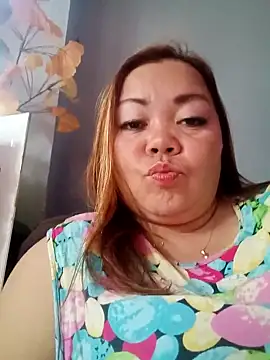 Hazel 20 online show from September 14, 2025, 10:10 pm