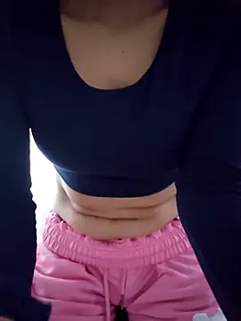 Snapshot of Miss_Pompitas23 chatting on February 26, 2026, 10:43 pm Miss Pompitas23 online show from February 26, 2026, 10:43 pm