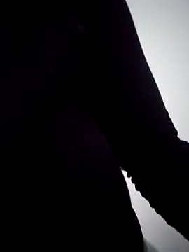 Snapshot of Miss_Pompitas23 chatting on October 15, 2025, 10:07 pm Miss Pompitas23 online show from October 15, 2025, 10:07 pm