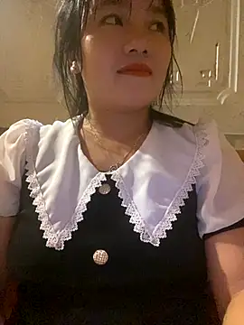 Snapshot of Me002 chatting on September 22, 2025, 3:01 am Me002 online show from September 22, 2025, 3:01 am