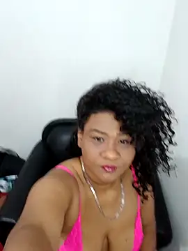 Snapshot of Kymy_marquez chatting on September 21, 2025, 7:19 pm Kymy marquez online show from September 21, 2025, 7:19 pm