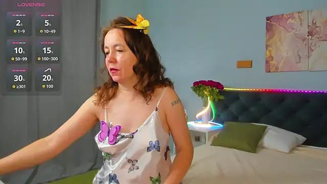 Kira Adler online show from March 29, 2026, 12:56 am