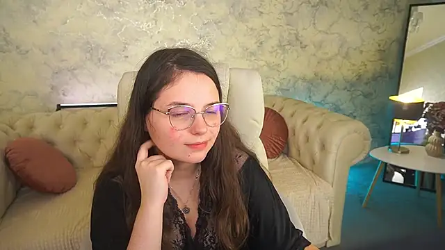 Snapshot of SophieDreamss chatting on November 22, 2025, 11:14 pm SophieDreamss online show from November 22, 2025, 11:14 pm