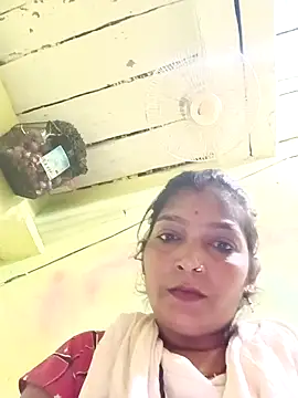 Snapshot of Samiya-143 chatting on September 9, 2025, 11:08 am Samiya-143 online show from September 9, 2025, 11:08 am