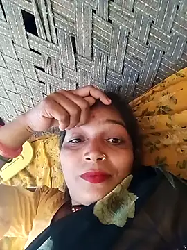 Snapshot of Samiya-143 chatting on November 5, 2025, 10:51 am Samiya-143 online show from November 5, 2025, 10:51 am