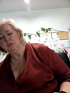 TerezaVelvet online show from October 8, 2025, 9:55 am