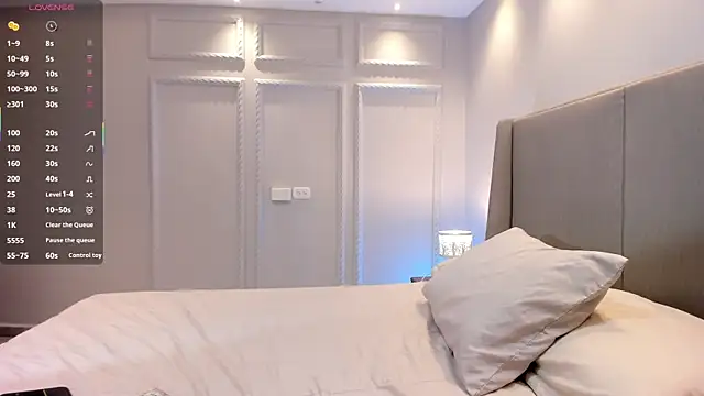 Snapshot of Scarley chatting on October 7, 2025, 11:22 am Scarley online show from October 7, 2025, 11:22 am