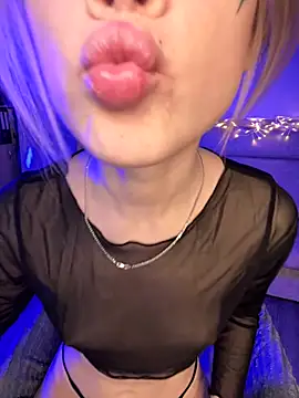 Snapshot of Marryme- chatting on February 28, 2026, 1:44 pm Marryme- online show from February 28, 2026, 1:44 pm