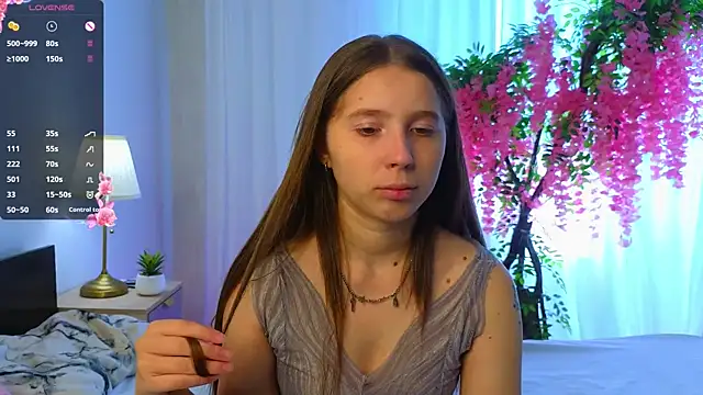 CatherineRichards online show from October 2, 2025, 7:01 am