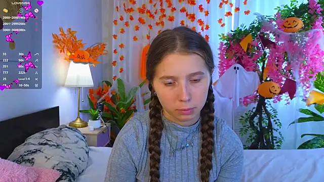 CatherineRichards online show from October 20, 2025, 9:54 am