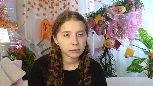 CatherineRichards online show from October 27, 2025, 7:42 am