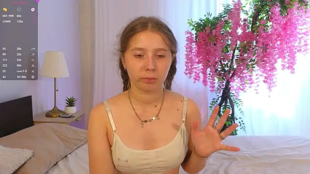 CatherineRichards online show from September 22, 2025, 8:09 am