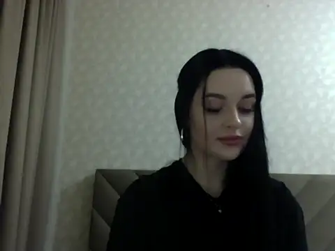 Snapshot of Lulii24 chatting on October 28, 2025, 10:09 pm Lulii24 online show from October 28, 2025, 10:09 pm