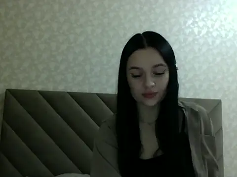 Snapshot of Lulii24 chatting on October 14, 2025, 10:53 pm Lulii24 online show from October 14, 2025, 10:53 pm