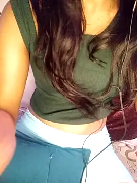 Snapshot of trending_tamizhachii chatting on October 4, 2025, 6:37 am trending tamizhachii online show from October 4, 2025, 6:37 am